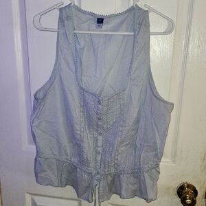 H&M Light Gray Sleeveless Button-Front Peplum Tank
